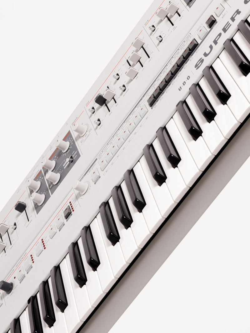 UDO AUDIO SUPER 6 WHITE LIMITED EDITION